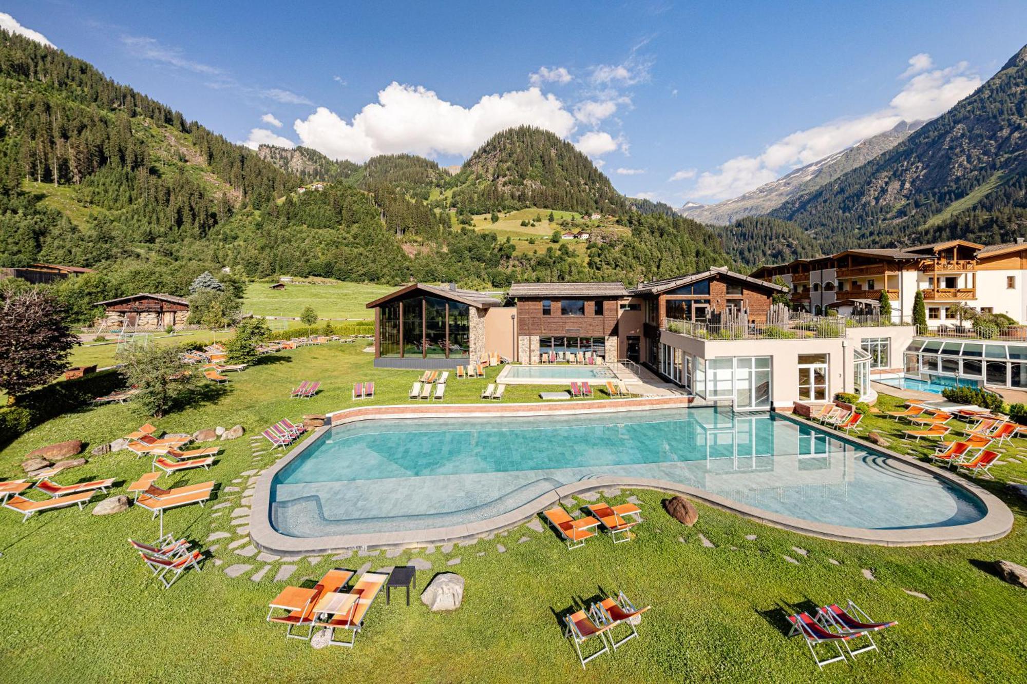 Hotel Schneeberg Family Spa Resort Риданна Экстерьер фото