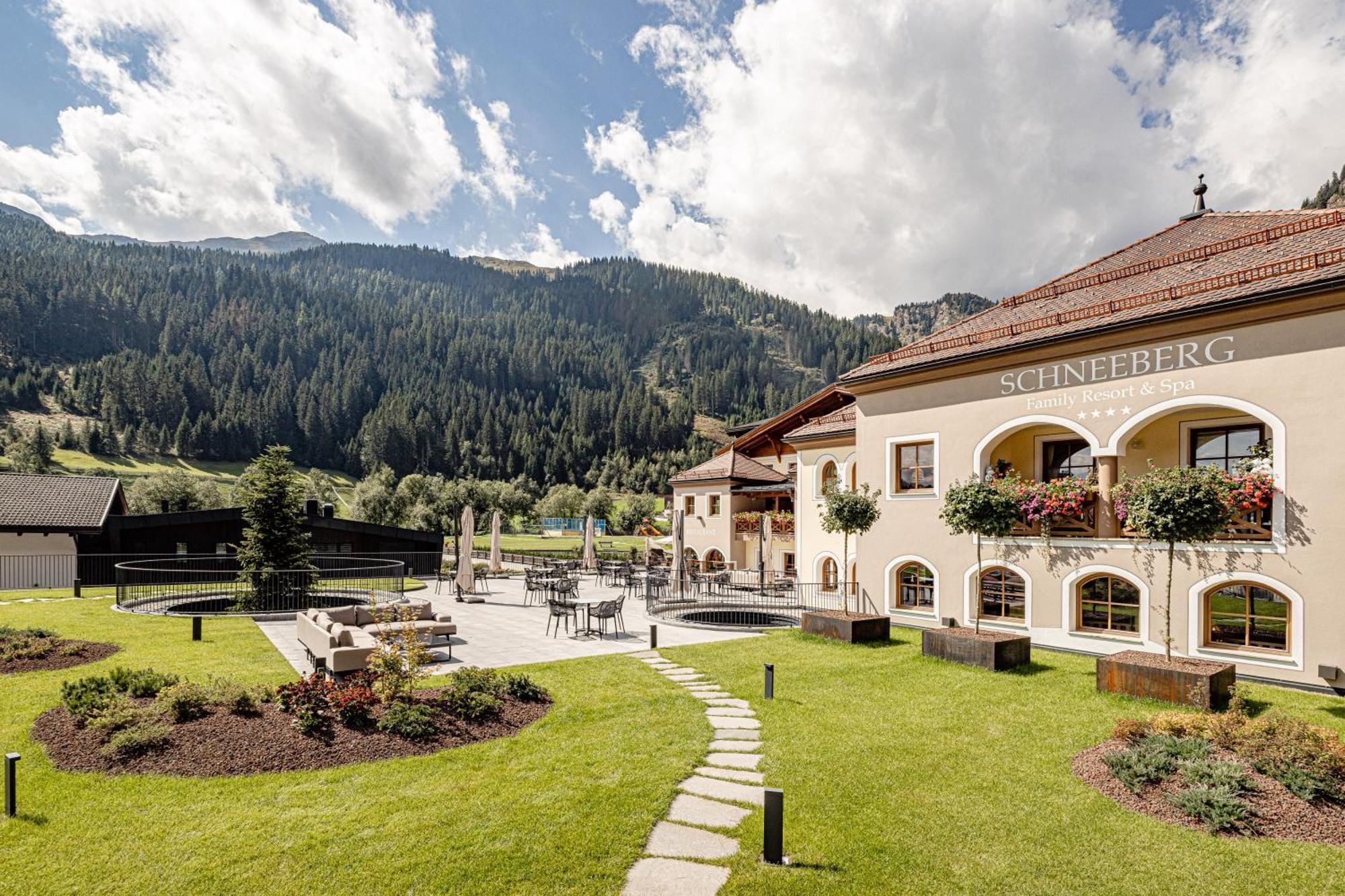 Hotel Schneeberg Family Spa Resort Риданна Экстерьер фото