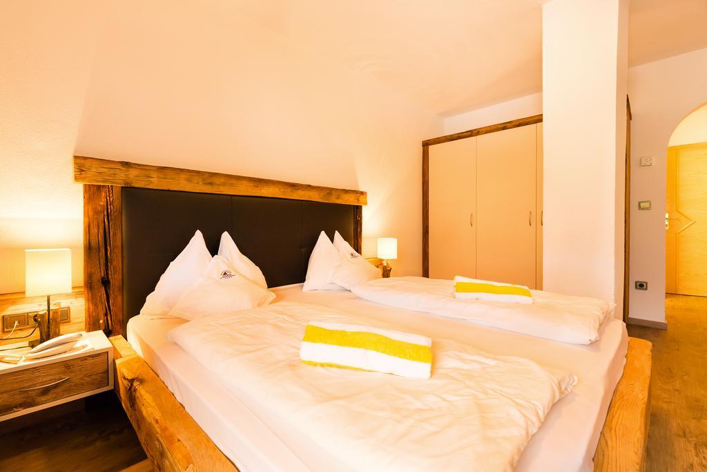 Hotel Schneeberg Family Spa Resort Риданна Экстерьер фото