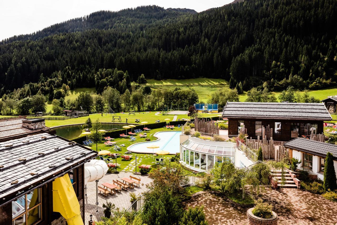 Hotel Schneeberg Family Spa Resort Риданна Экстерьер фото