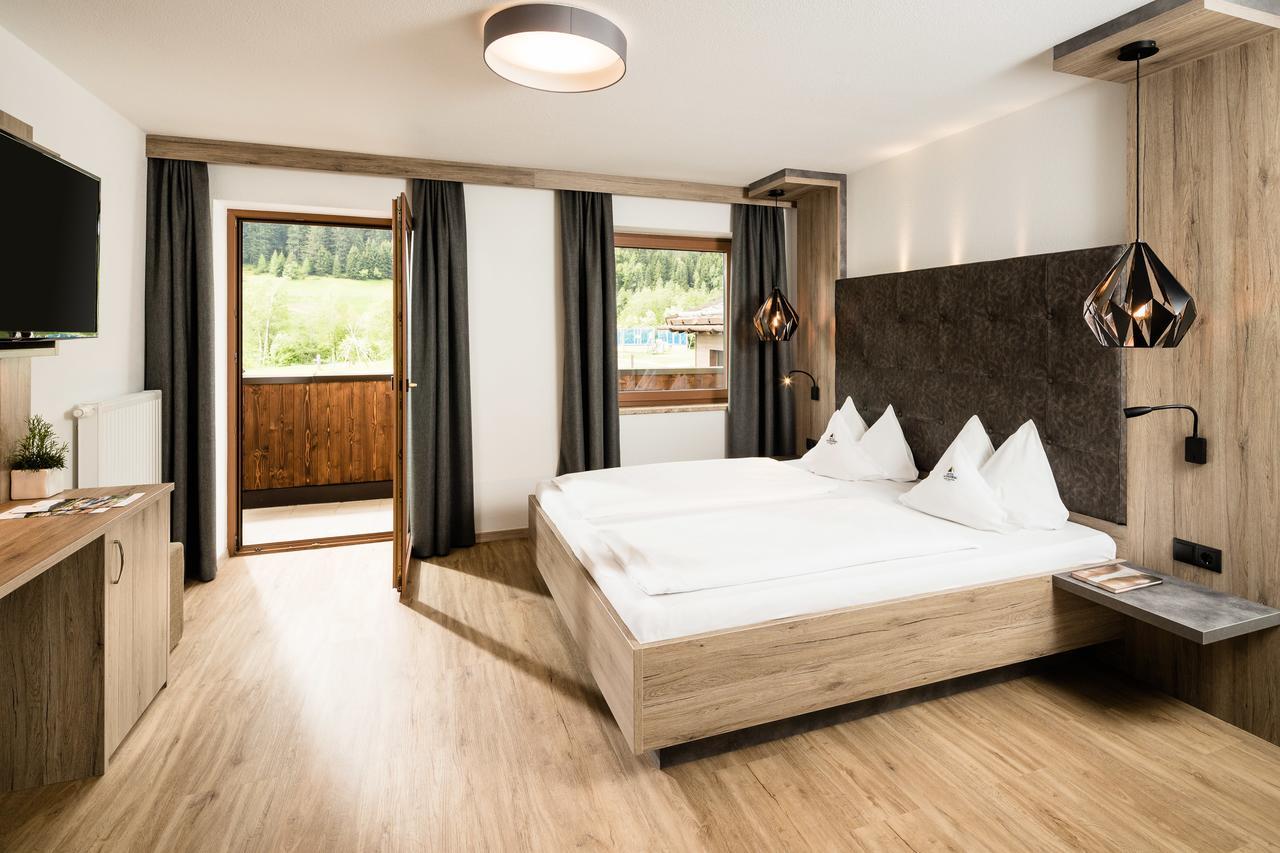 Hotel Schneeberg Family Spa Resort Риданна Экстерьер фото
