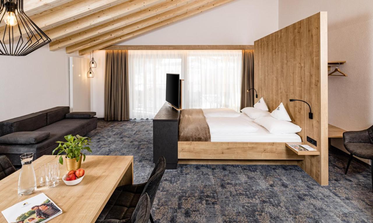 Hotel Schneeberg Family Spa Resort Риданна Экстерьер фото